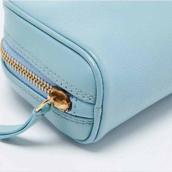 CHANEL Light Blue Cosmetic pouch - Picture 9 of 10